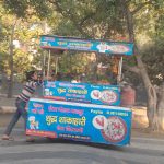Comida callejera por las calles en India