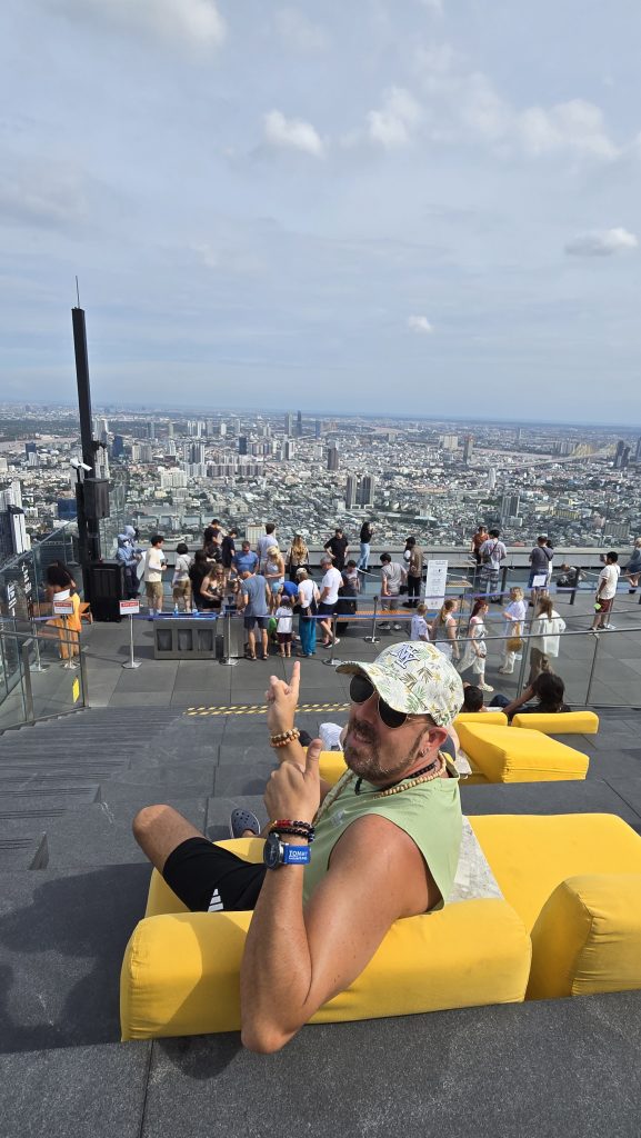 Bangkok Mahanakhon SkyWalk Azotea