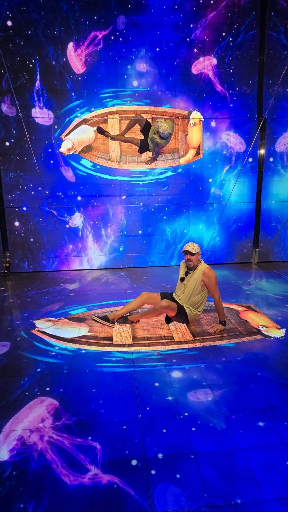 Skyverse Bangkok Mahanakhon SkyWalk