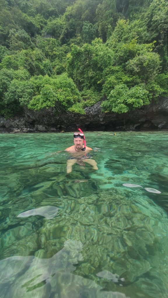 excursión al atardecer a Phi Phi y las 4 islas en lancha rápida