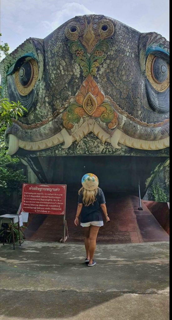 Wat Sam Phran (Dragon Temple)